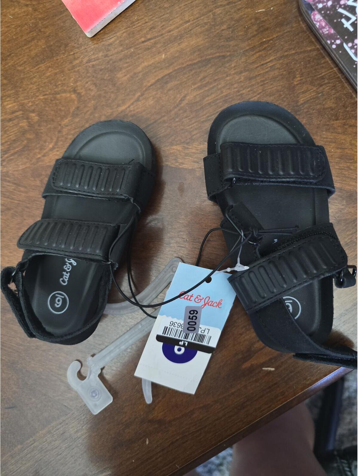 Size 6 Brand New Toddler Sandal From Target Item 59 Bin 8